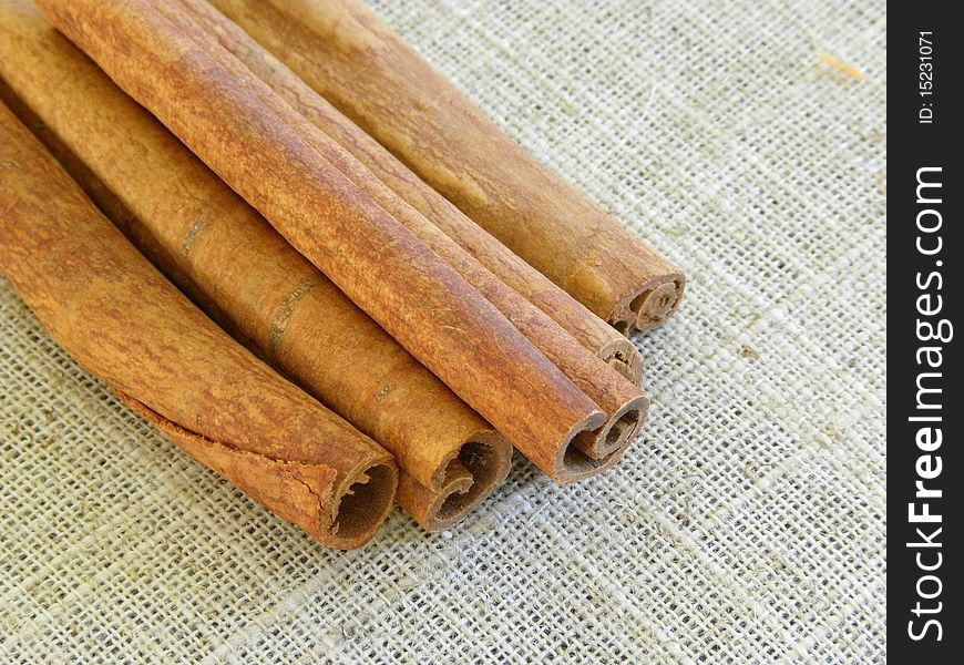 Cinnamon on gray linen tablecloths