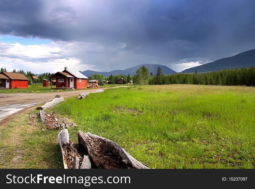 Recreation cabins and scenic landscape in Montana