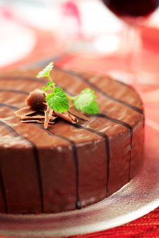 Chocolate Glazed Nut Cake Royalty Free Stock Photos Chocolate Glazed Nut Cake Royalty Free Stock Photos