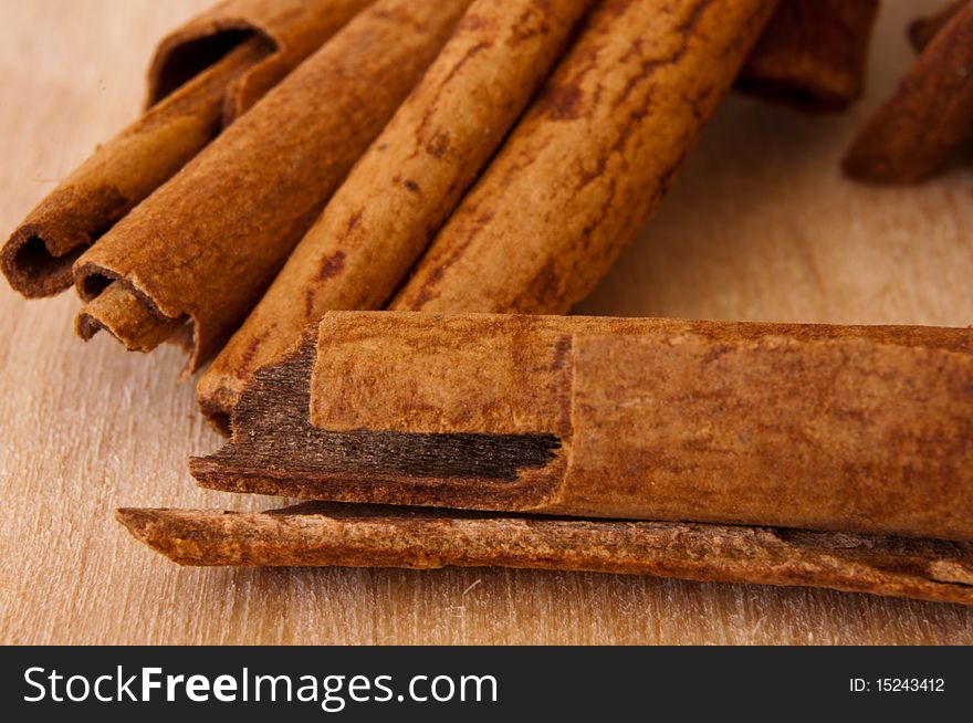 Cinnamon sticks laying on the table