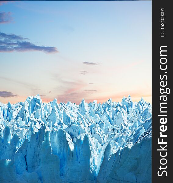 Perito Moreno glacier, patagonia, Argentina at dawn. Copy space