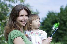 Mother With Daughter Playing In Park Royalty Free Stock Images Mother With Daughter Playing In Park Royalty Free Stock Images