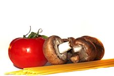 Mushrooms, Tomato And Spaghetti Stock Photography Mushrooms, Tomato And Spaghetti Stock Photography