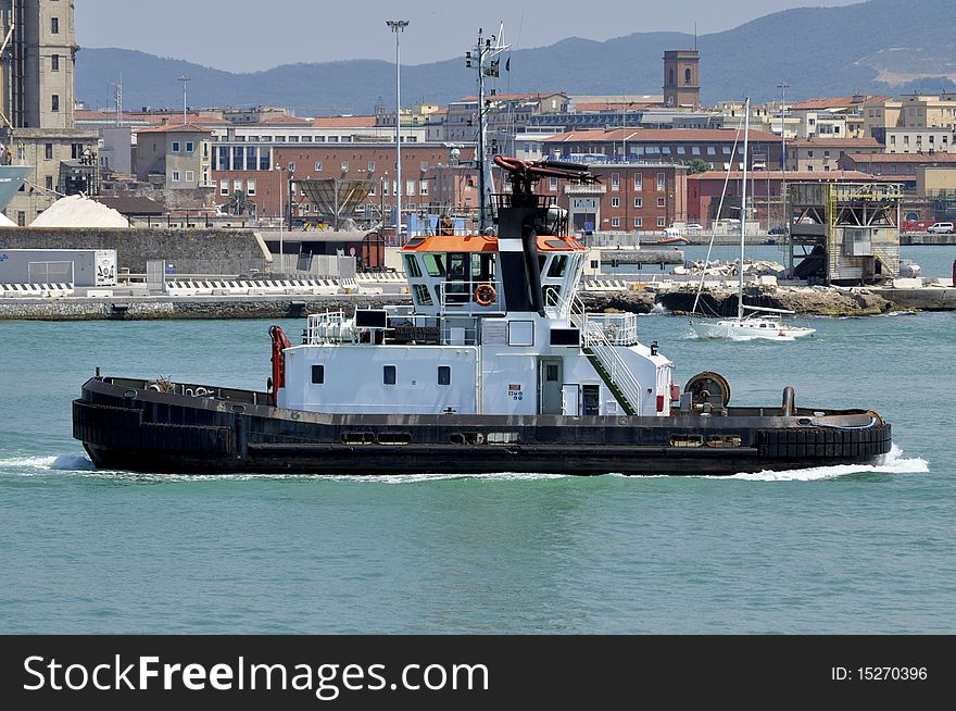 Tug in the port of Livorno. Tug in the port of Livorno