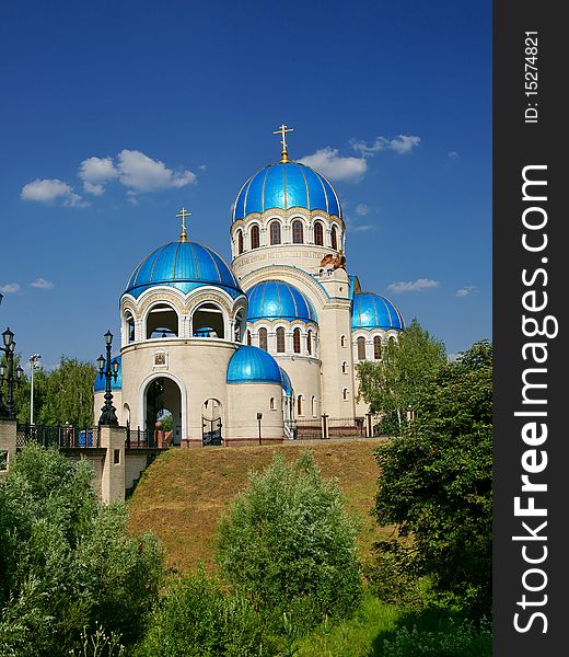 Temple Zhivonachalnoj of the Trinity, Orehovo-Borisovo, Moscow
