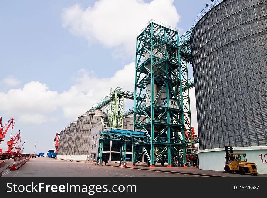 Grain storage tanks  in Qingdao Port