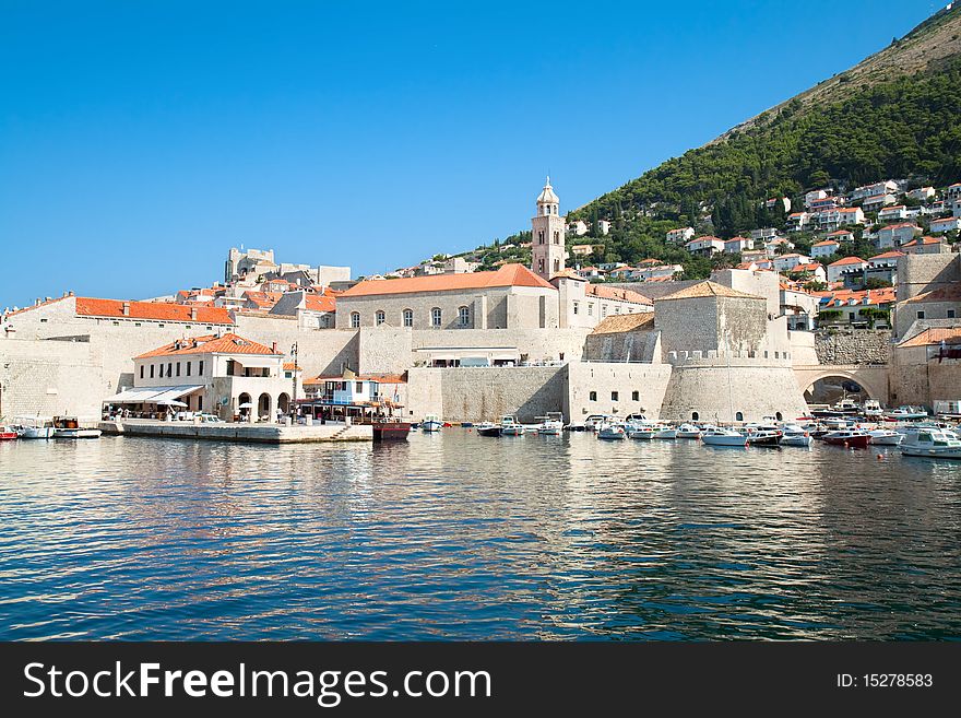 Dubrovnik harbor and old town