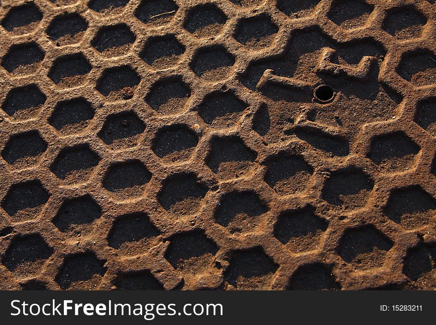 Interesting pattern on manhole cover. Interesting pattern on manhole cover