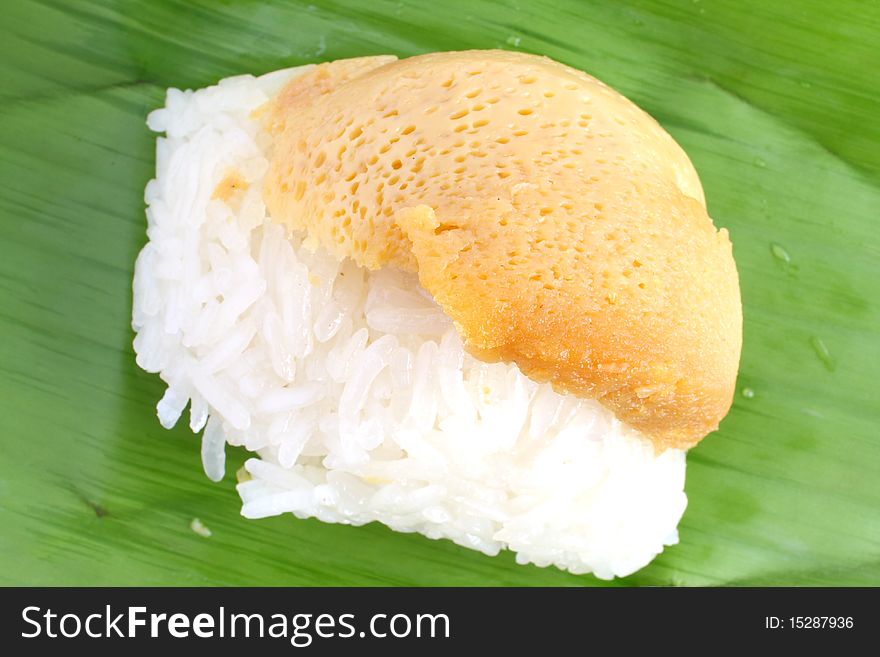 Sank Ka Ya on sticky rice. Thai style sweet desserts.