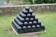 Cannon Balls Royalty Free Stock Image Cannon Balls Royalty Free Stock Image