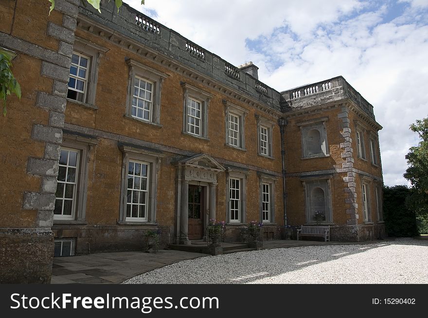 Farnborough country house in Oxfordshire, England. Farnborough country house in Oxfordshire, England
