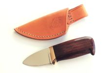 Free Skin Knife Stock Images - 1539274