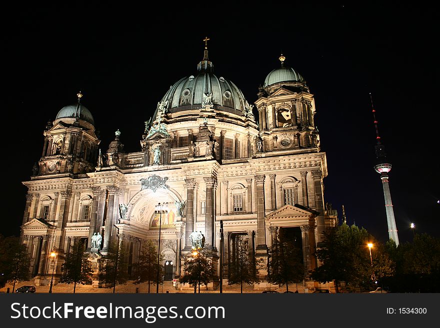 Berliner dome at night germany