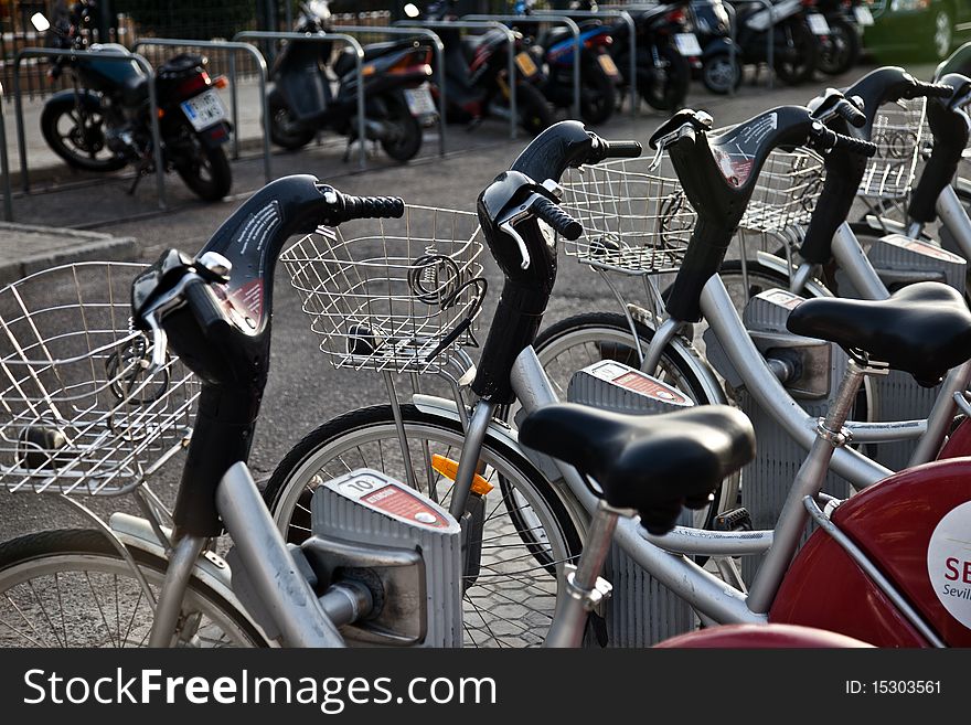 Seville's new transportation system: bikes. Seville's new transportation system: bikes.