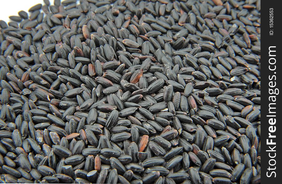 Close-up pile of black rices
