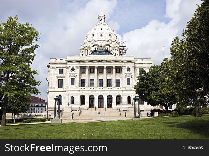 Facade of State Capitol in St. Paul, Minnesota