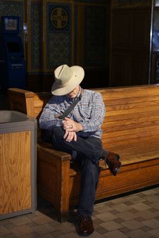 Senior Man Waiting In Train Station Royalty Free Stock Photography Senior Man Waiting In Train Station Royalty Free Stock Photography