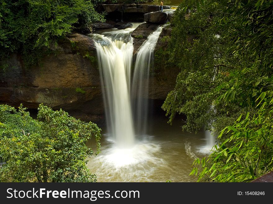 Heosutut Waterfalls