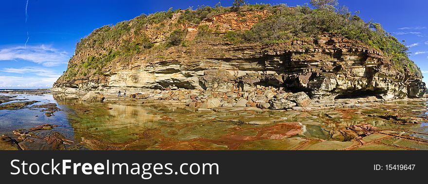 Cliff face at the northern and of Avoca Beach, New South Wales, Australia