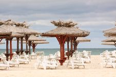 Beach With Deckchairs And Parasols Sea Royalty Free Stock Photos Beach With Deckchairs And Parasols Sea Royalty Free Stock Photos