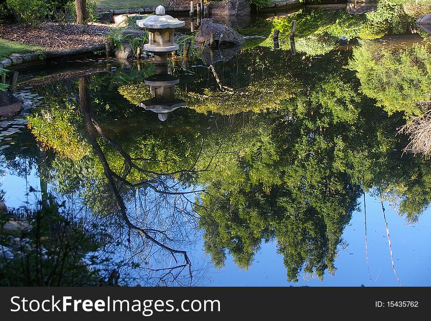 Brisbane botanic gardens japanese garden lake with pagoda