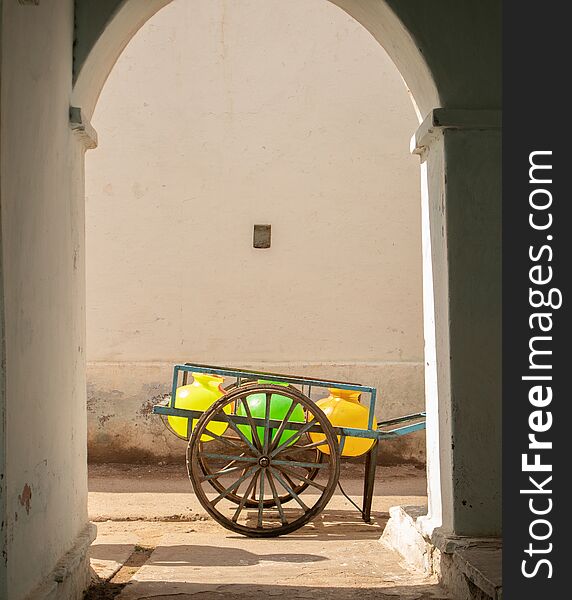 Water crisis in India, People using Water cart to get the water from far places