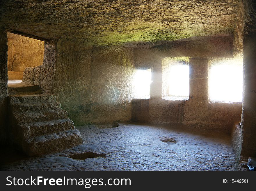 Into Cave Room