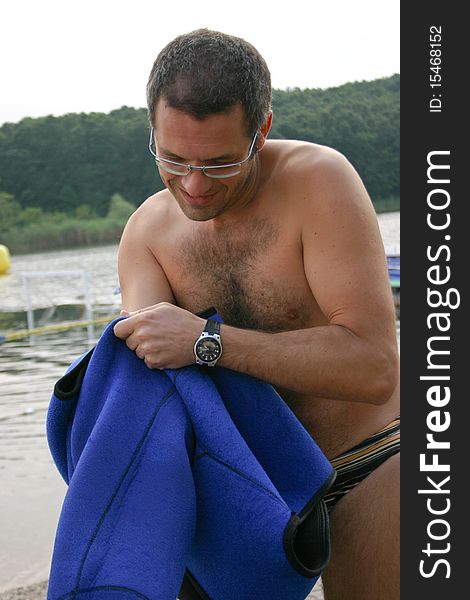 Diver preparation for diving, Sumarice lake Kragujevac, Serbia