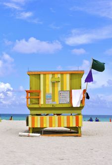 Green, Yellow And Orange South Beach Hut Royalty Free Stock Image Green, Yellow And Orange South Beach Hut Royalty Free Stock Image