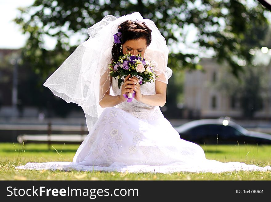 Portrait of the young beautiful bride