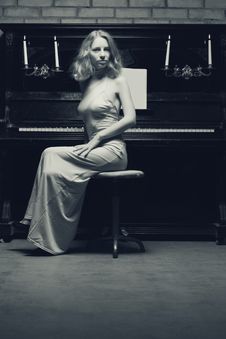 Woman Playing The Piano Stock Images Woman Playing The Piano Stock Images