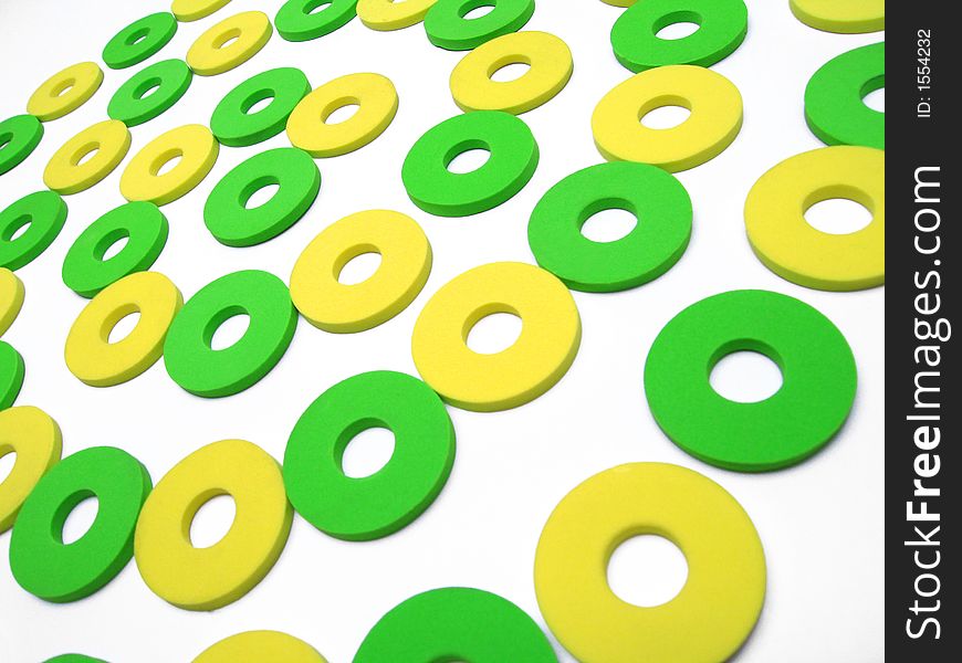 Yellow and green rings in a spiral