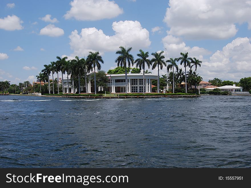 Fort Lauderdale historic white house