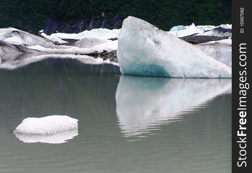 View of Alaska ice sheets and Glaciers