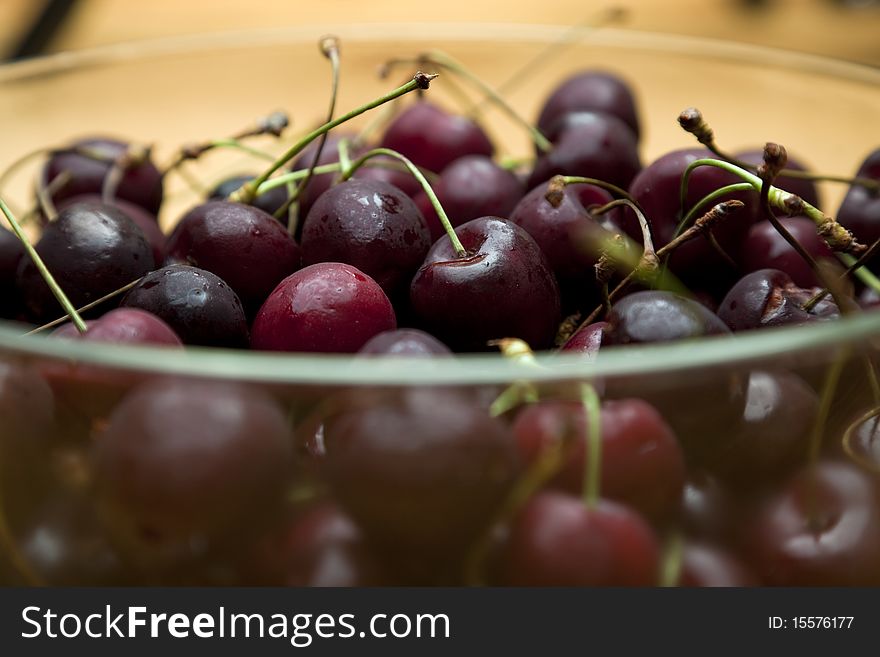 Close-up of cherries in glass bowl