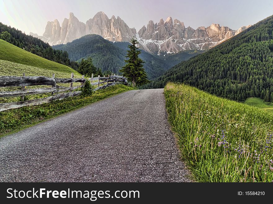 Val di Funes / VillnÃ¶sser Tal valley. Val di Funes / VillnÃ¶sser Tal valley