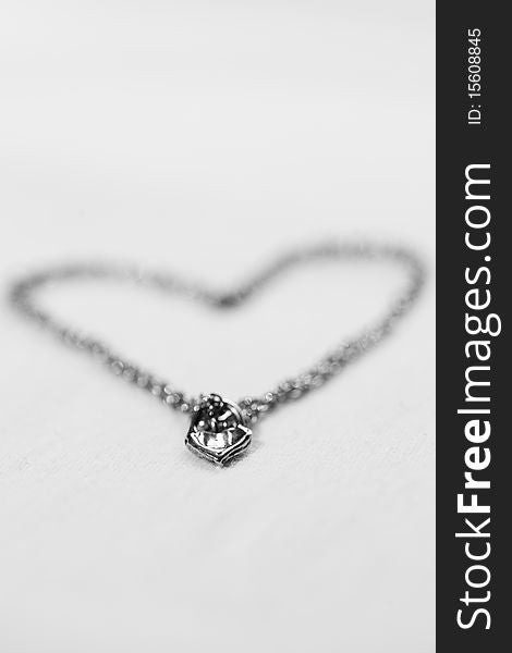 Heart shaped pendant, heart shaped chain. Heart shaped pendant, heart shaped chain.