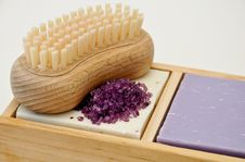 Soap Bar With Bath Salt Royalty Free Stock Photography Soap Bar With Bath Salt Royalty Free Stock Photography