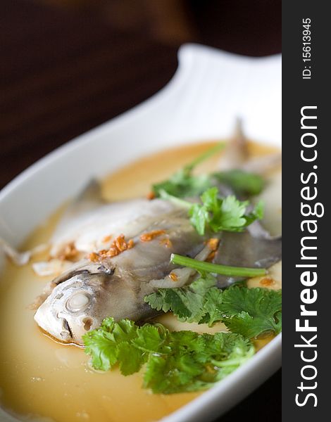 Steamed pom fret fish with light soy sauce