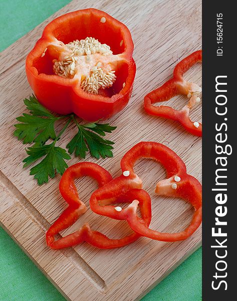 Sliced red paprika (bell pepper)