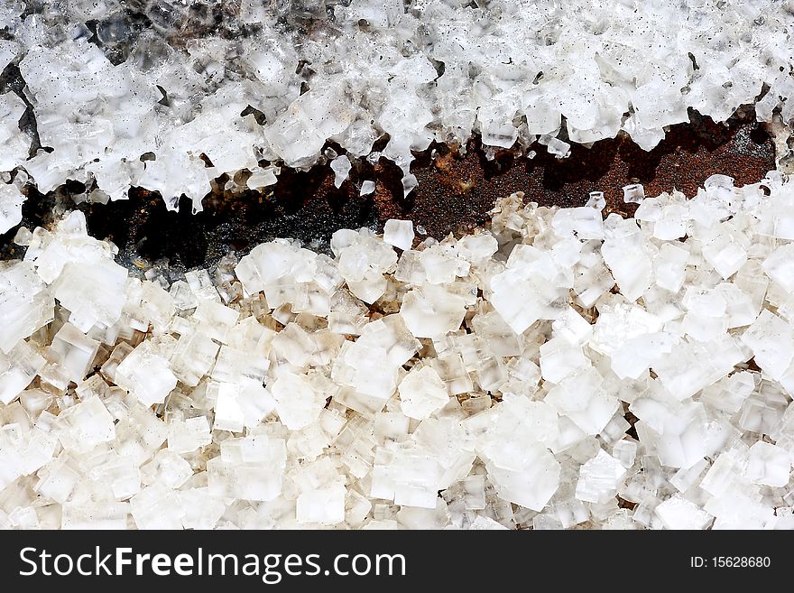 Homogeneous background made of salt crystals