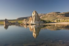 Mono Lake Reflections Royalty Free Stock Images Mono Lake Reflections Royalty Free Stock Images
