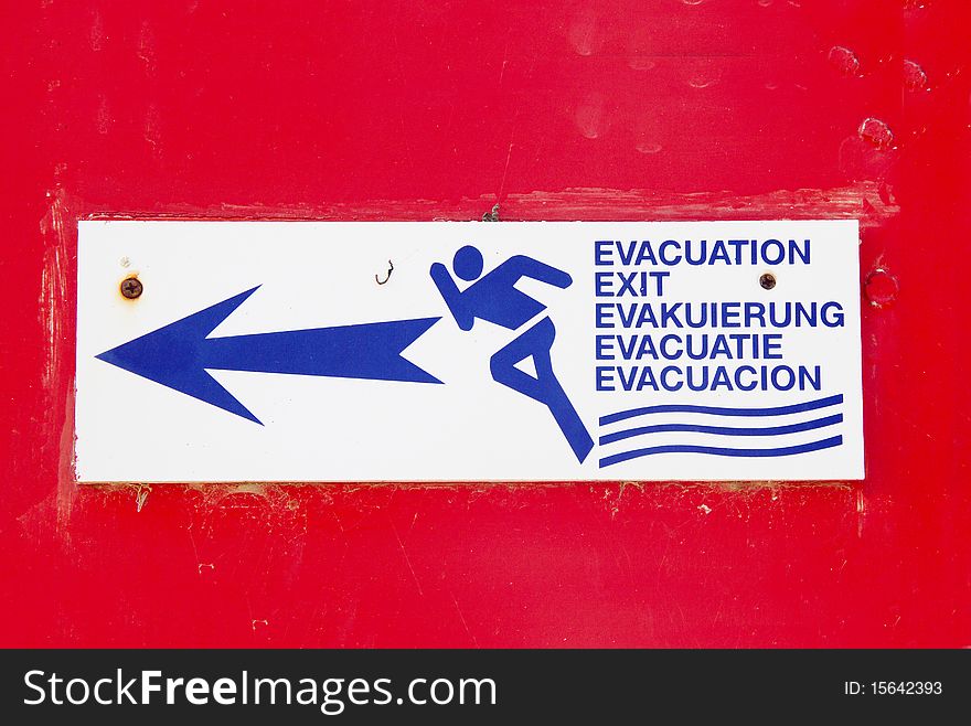 Escape to the exit sign red alert indication flee