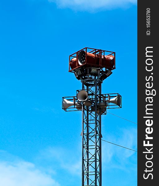 Loudspeaker pole which use in small village