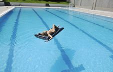 Woman Relax On Swimming Pool Royalty Free Stock Photos Woman Relax On Swimming Pool Royalty Free Stock Photos
