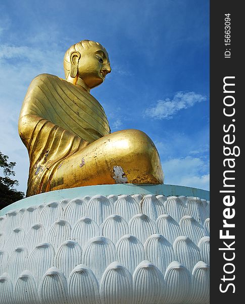 Big buddah statue in thai temple.