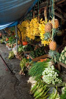 Fresh Fruit And Vegetables Traditional Market Royalty Free Stock Photos Fresh Fruit And Vegetables Traditional Market Royalty Free Stock Photos