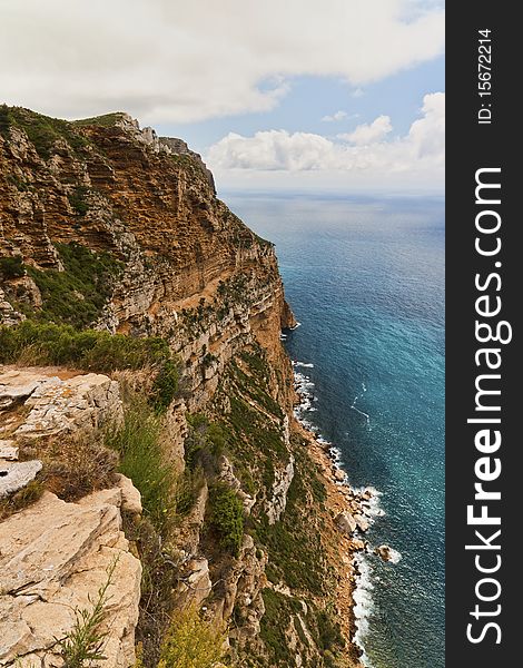 Cliffs and coast near Cassis, France