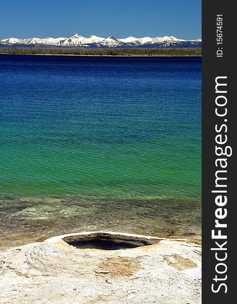Geothermal features & Yellowstone Lake