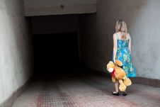 Woman With Teddy-bear Royalty Free Stock Images Woman With Teddy-bear Royalty Free Stock Images